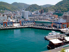 門司港レトロ海峡プラザ
