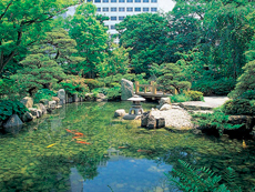 楽水園