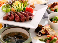 馬肉Ｄｉｎｉｎｇ　馬桜　下通り店