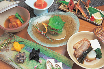 うちなー料理　首里いろは庭
