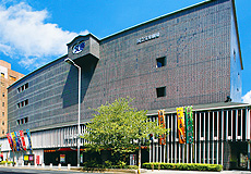 国立文楽劇場（木偶净琉璃戏剧场）