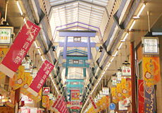 天神橋筋商店街（天満天神繁昌亭・大阪天満宮）